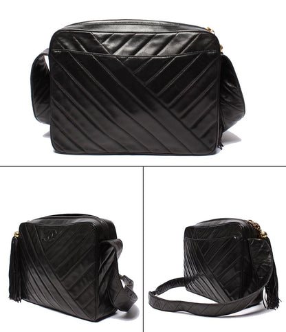CHANEL ショルダーバッグ バイアスステッチ Vステッチ フリンジ ラムスキン ゴールド金具 2番台 肩掛け 斜め掛け レディース シャネル