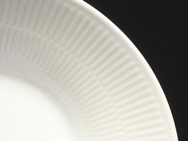 美品 ロイヤルコペンハーゲン ディーププレート パスタプレート 皿 24cm ホワイトフルーテッド Royal Copenhagen