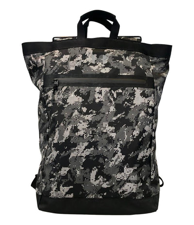 美品 アンダーアーマー リュック カモフラ柄 メンズ UNDER ARMOUR