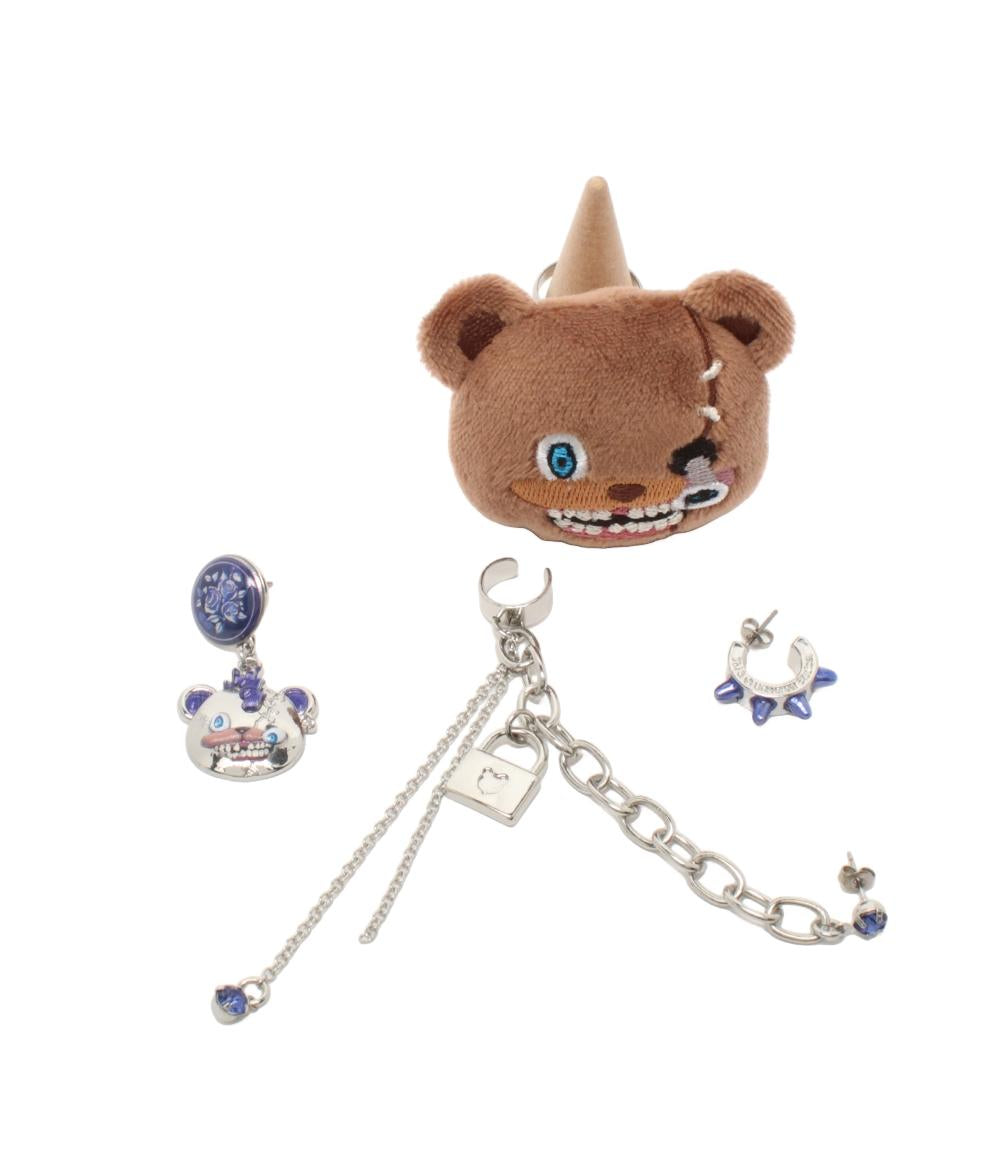 美品 USJ リング 指輪 ピアス イヤカフ ハロウィンホラーナイト ハミクマパンク レディース ユー・エス・ジェイ
