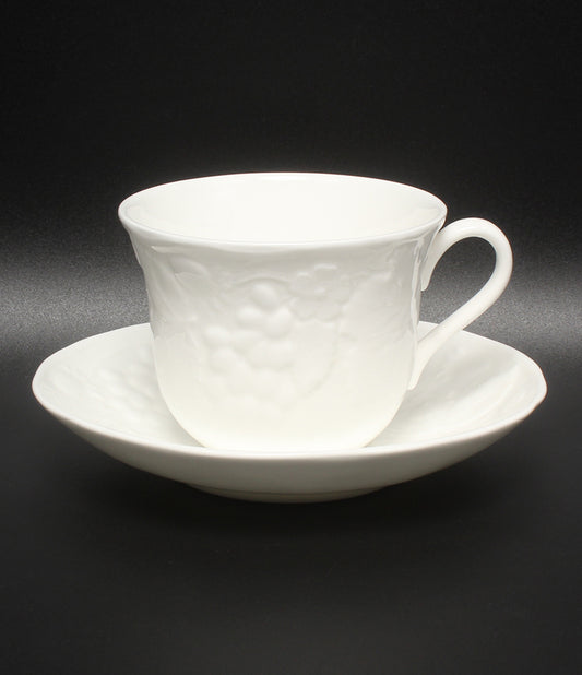 美品 WEDGWOOD カップ＆ソーサー ストロベリー&バイン ウェッジウッド