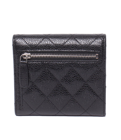 CHANEL 三つ折り財布 シルバー金具 ランダム番台 クラシックスモールフラップウォレット キャビアスキン AP0231 レディース シャネル