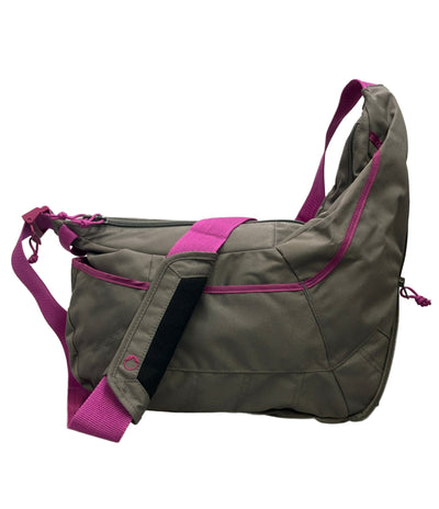 美品 Lowepro ショルダーバッグ カメラバッグ パスポートスリング2 メンズ ロープロ