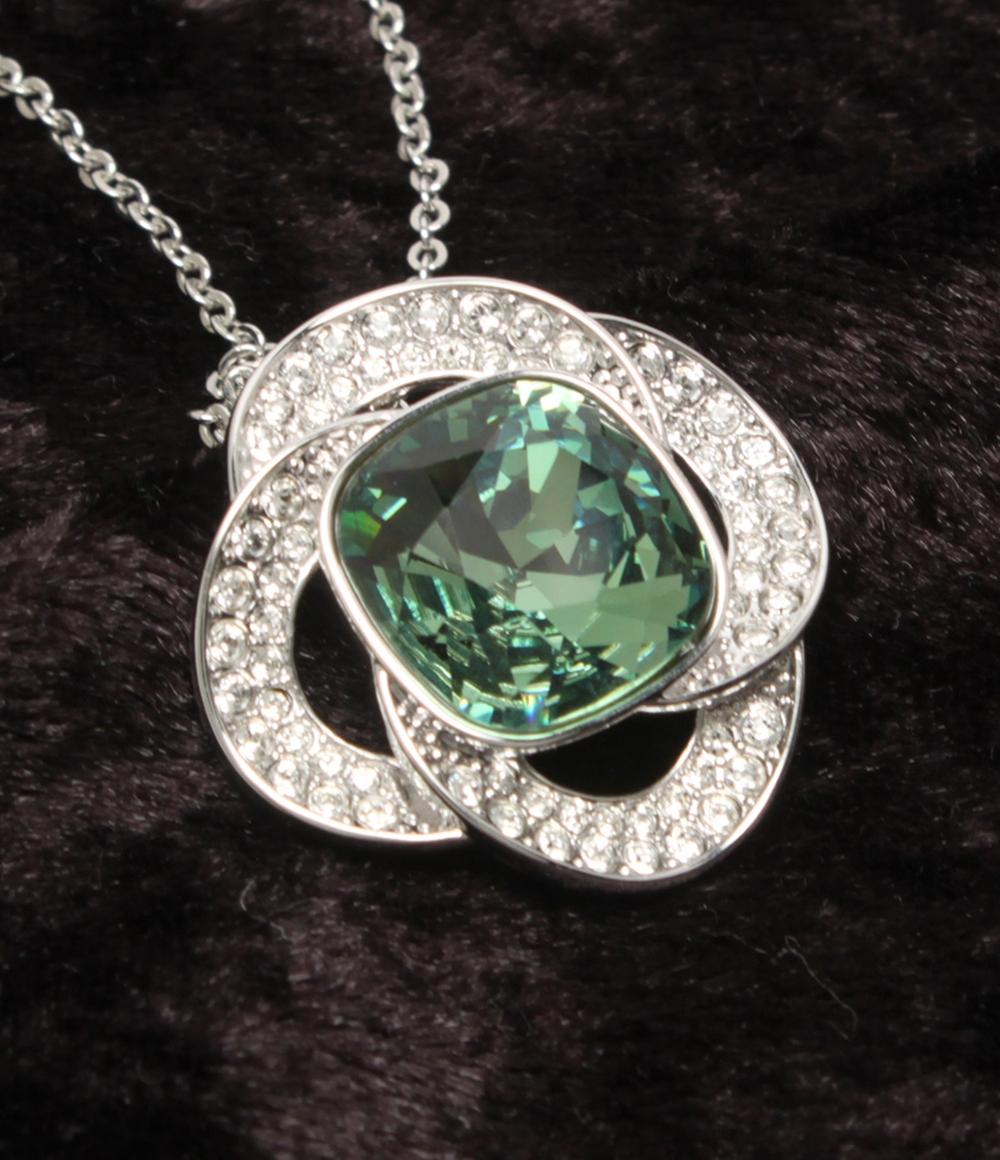 美品 SWAROVSKI ネックレス フラワーモチーフ レディース スワロフスキー