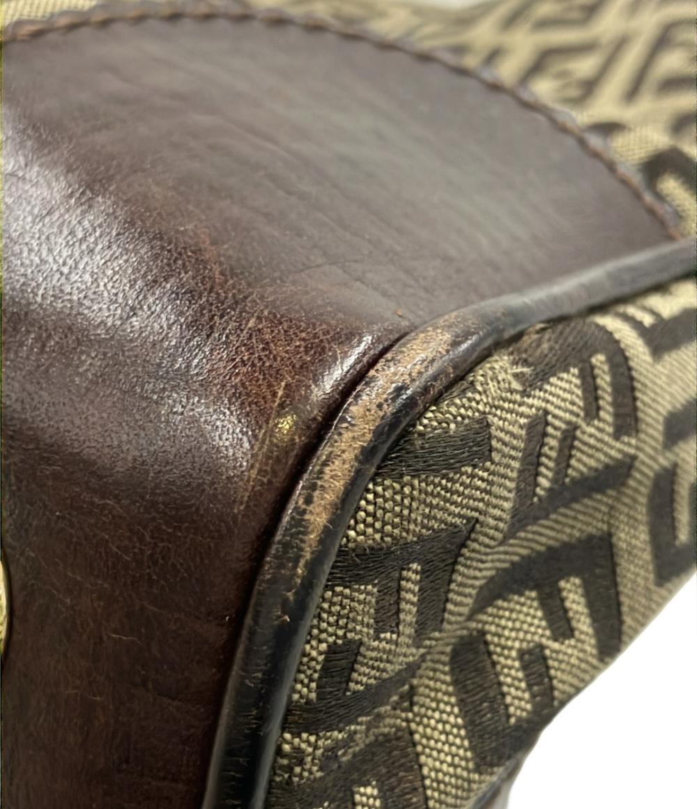 FENDI ショルダーバッグ 肩掛け ズッキーノ レディース フェンディ