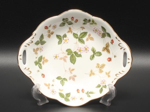 美品 ウエッジウッド ウィンザートレイ 皿 19cm ワイルドストロベリー WEDGWOOD