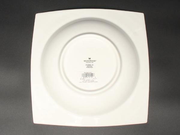 美品 WEDGWOOD スクエアボウル パスタプレート 皿 24cm エスリアル