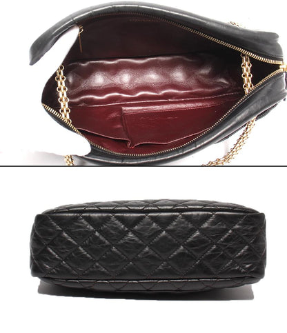 CHANEL チェーンショルダーバッグ 肩掛け ゴールド金具 カーフスキン マトラッセ レディース シャネル