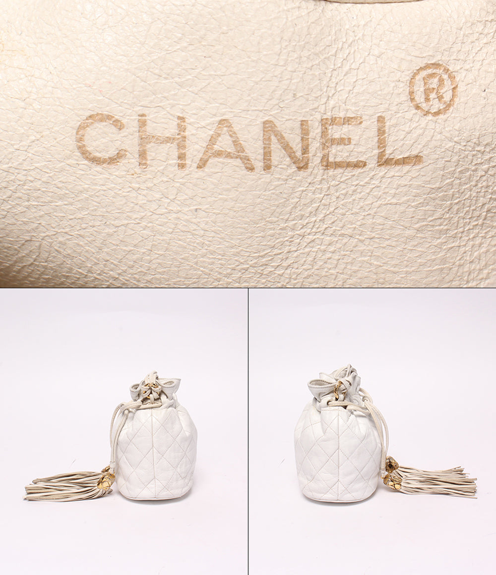 CHANEL ショルダーバッグ 肩掛け 斜め掛け ゴールド金具 1番台 巾着 マトラッセ レディース シャネル