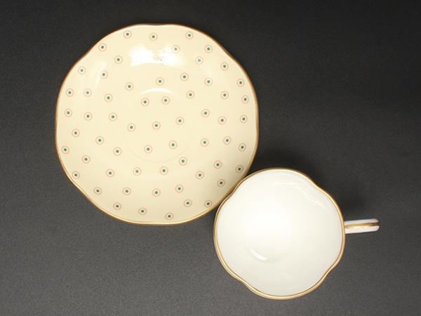 美品 WEDGWOOD カップ＆ソーサー ポルカドット イエロー ウエッジウッド
