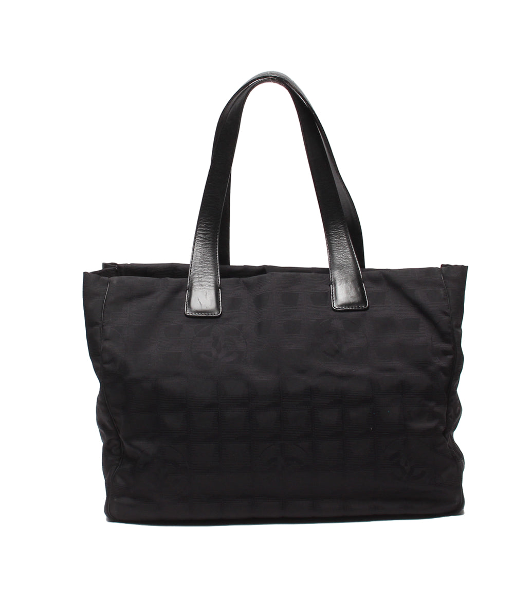 CHANEL トートバッグ 8番台 ニュートラベルMM レディース メンズ シャネル