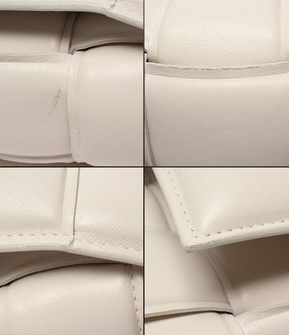 ボッテガ・ヴェネタ ショルダーバッグ 斜め掛け 肩掛け パデッド カセット イントレチャート レディース BOTTEGA VENETA