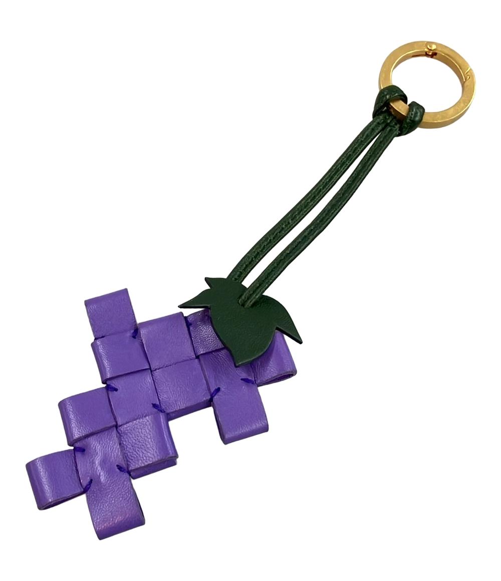 美品 ボッテガ・ヴェネタ バックチャーム キーリング イントレチャート