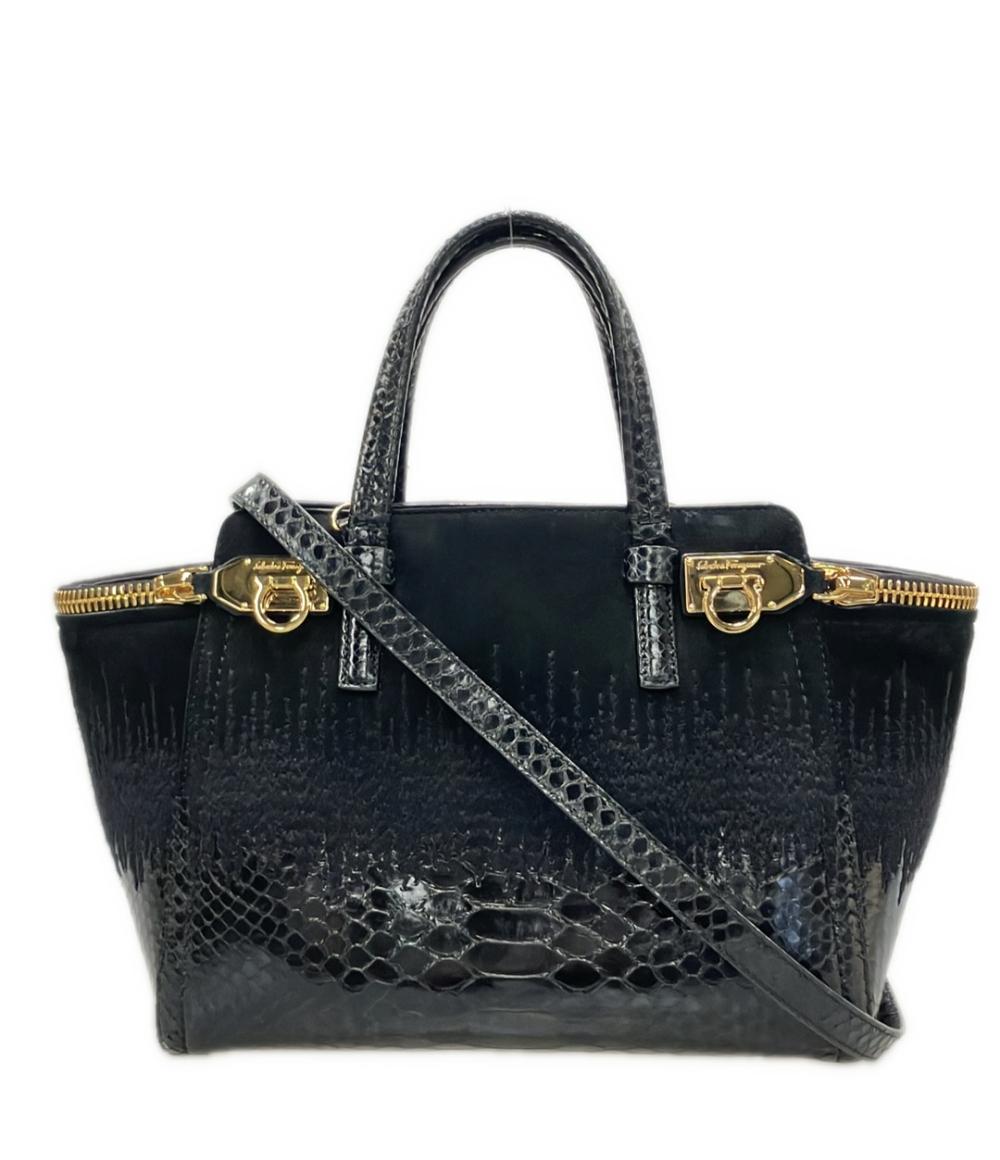 サルヴァトーレフェラガモ 2WAY ハンドバッグ ショルダーバッグ 斜め掛け ガンチーニ レディース Salvatore Ferragamo