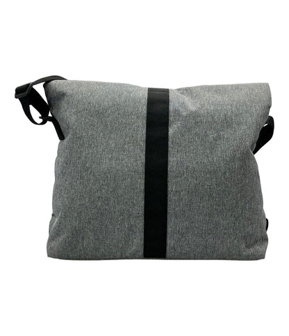 美品 UNDER ARMOUR ショルダーバッグ 斜め掛け メンズ アンダーアーマー