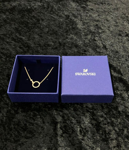 美品 スワロフスキー ネックレス ハンドモチーフ レディース SWAROVSKI