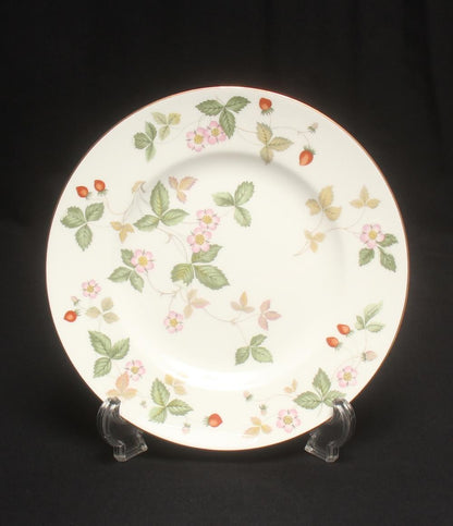 美品 ウェッジウッド プレート 皿 21cm ワイルドストロベリー WEDGWOOD