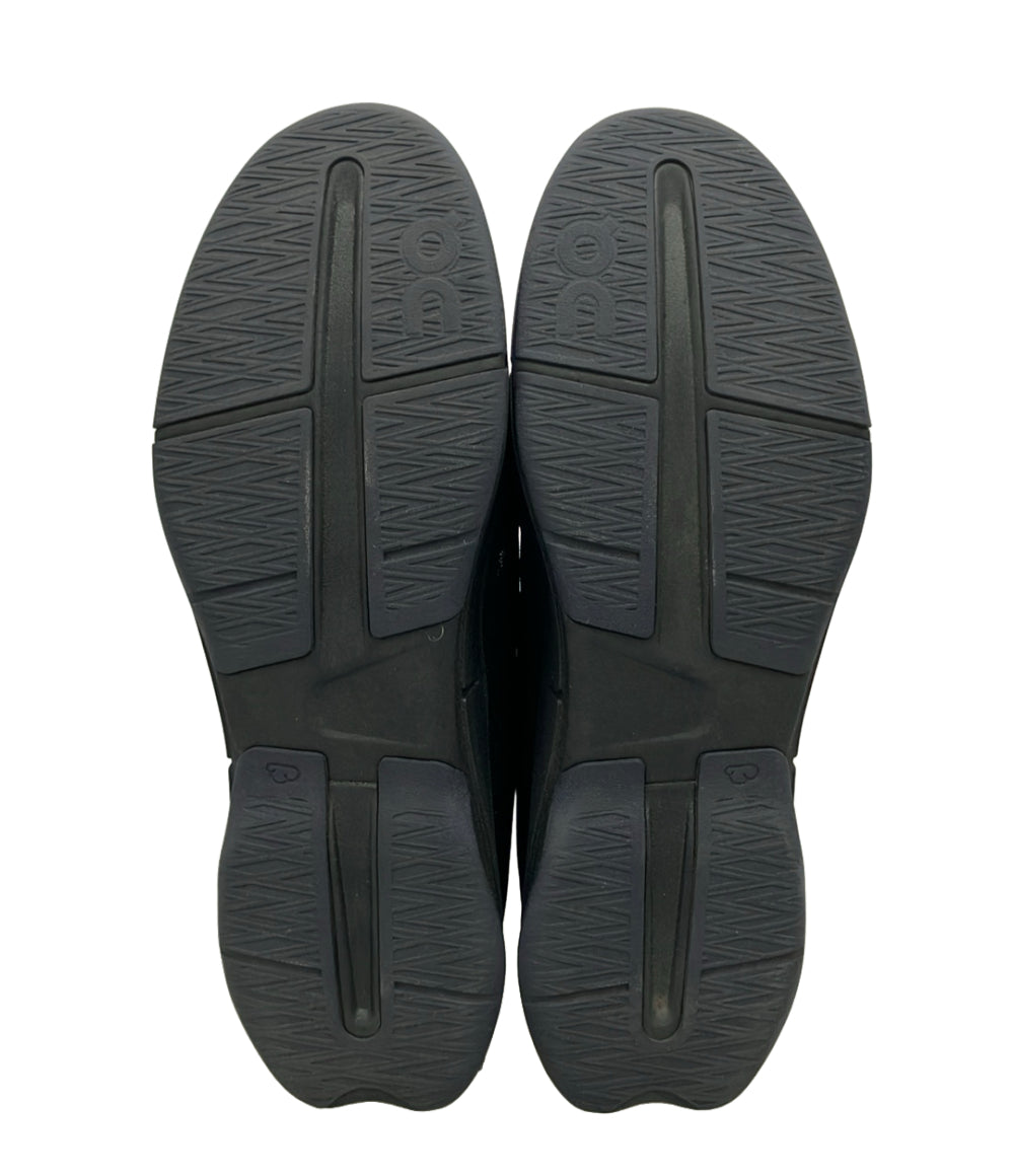 美品 On ローカットスニーカー CLOUDNOVA MOON メンズ SIZE 27.5 オン
