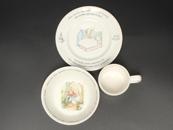 美品 ウエッジウッド プレート 皿 18cm オートミールソーサー マグカップ 3点セット ピーターラビット WEDGWOOD