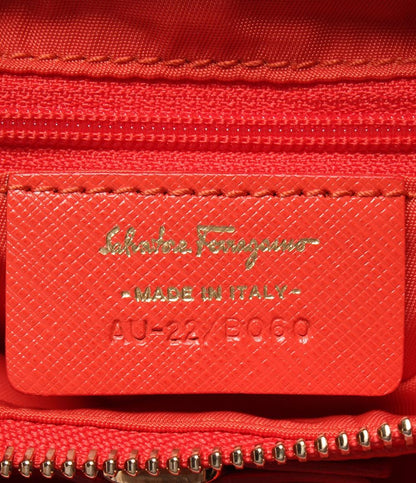 美品 サルヴァトーレフェラガモ ポーチ ヴァラ レディース Salvatore Ferragamo