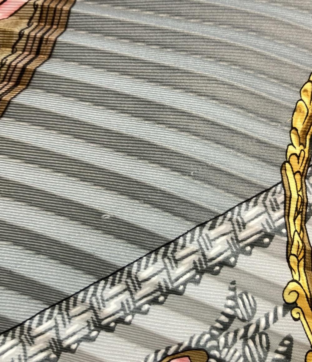 美品 エルメス プリーツスカーフ カレ90 シルク100% 鐙柄 馬具柄 ETRIERS レディース HERMES