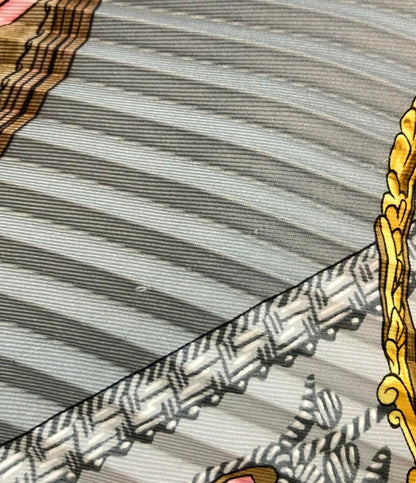 美品 エルメス プリーツスカーフ カレ90 シルク100% 鐙柄 馬具柄 ETRIERS レディース HERMES