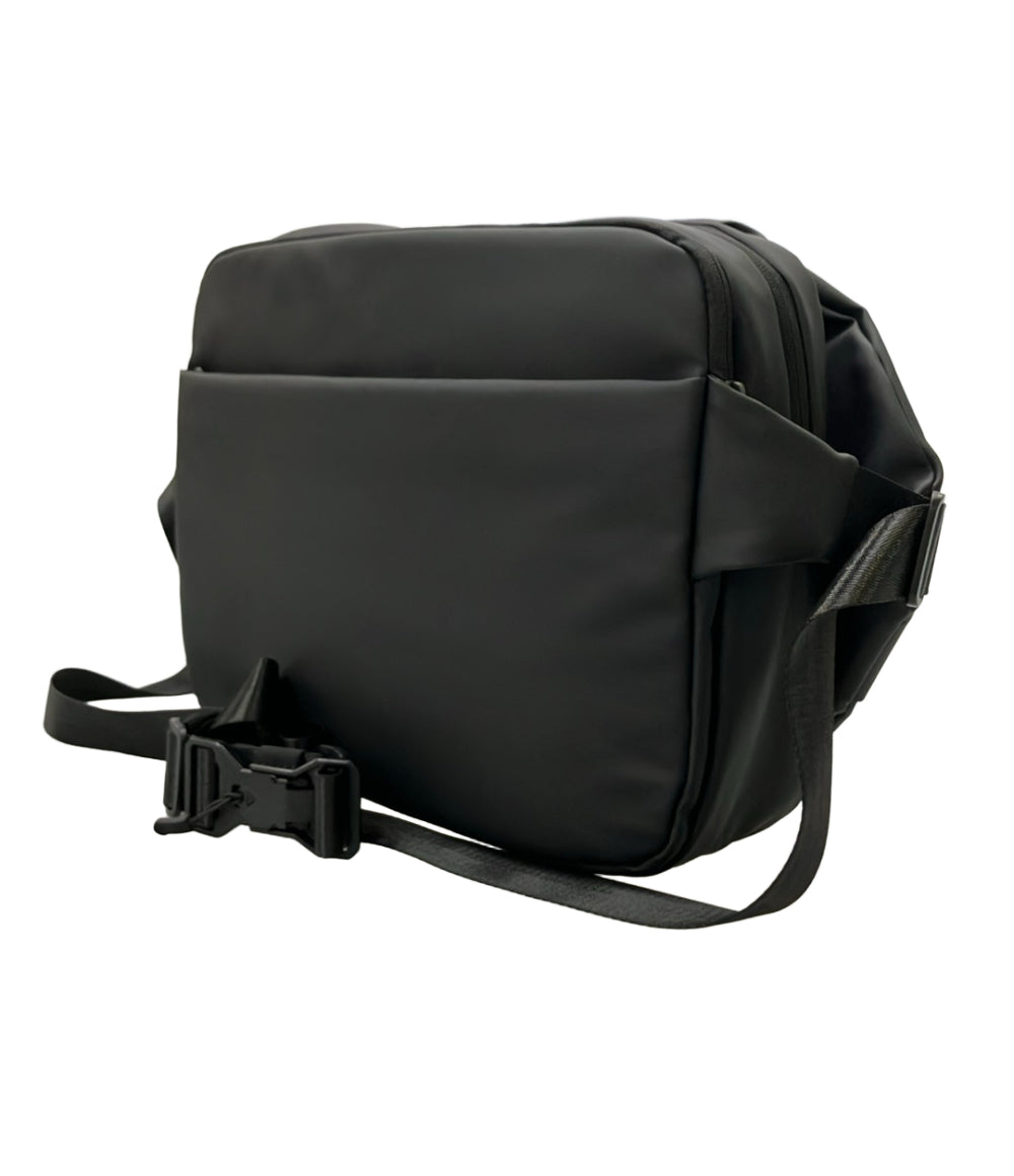 美品 QUICK PACK ボディバッグ ショルダーバッグ 斜め掛け メンズ レディース クイックパック