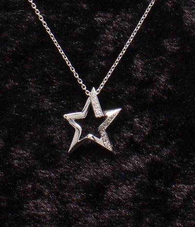美品 STAR JEWELRY ネックレス K18 ダイヤ 0.02ct スターモチーフ レディース スタージュエリー