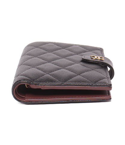 美品 CHANEL 二つ折り財布 パスポートケース マトラッセ ゴールド金具 ランダム番台 キャビアスキン AP3791 レディース シャネル