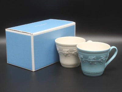 美品 ウエッジウッド マグカップ 2点セット ペア フェスティビティ アイボリー ブルー WEDGWOOD