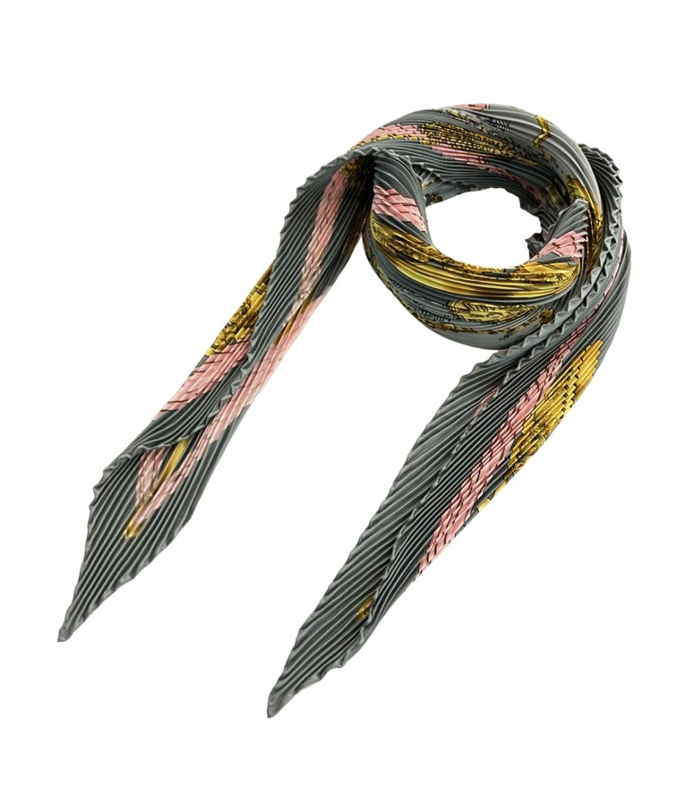 美品 エルメス プリーツスカーフ カレ90 シルク100% 鐙柄 馬具柄 ETRIERS レディース HERMES