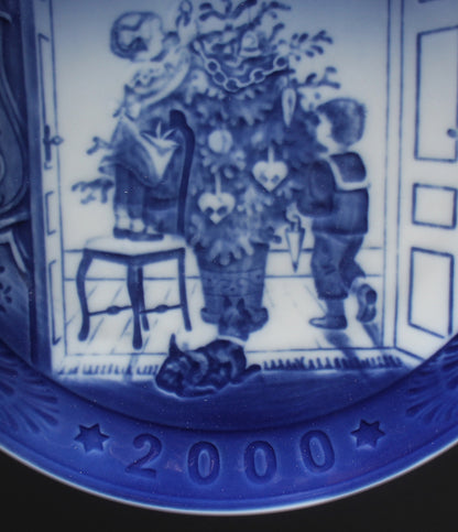 美品 Royal Copenhagen イヤープレート 飾り皿 18cm 2000 ロイヤルコペンハーゲン