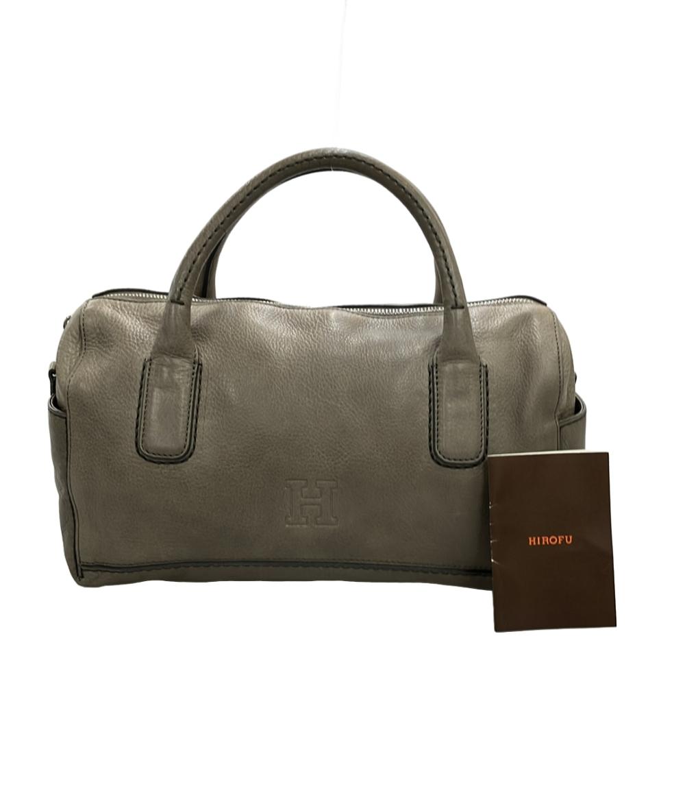 美品✨HIROFU ヒロフ　ロゴ型押し　レザー　ハンドバッグ　グレージュ系 A silent masterpiece crafted by skilled hands. Lightness born from