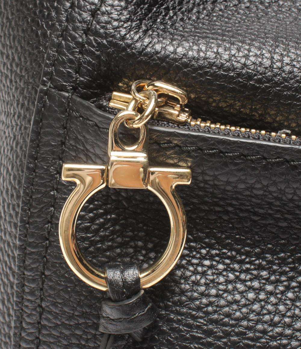 美品 Salvatore Ferragamo 2way ハンドバッグ ショルダーバッグ 斜め掛け 肩掛け ガンチーニ アリーホーボーバッグ GG-21F865 レディース