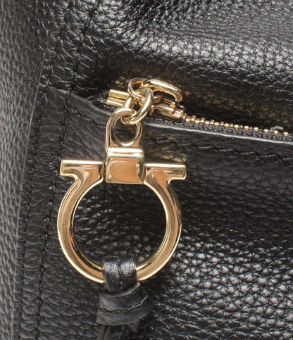 美品 Salvatore Ferragamo 2way ハンドバッグ ショルダーバッグ 斜め掛け 肩掛け ガンチーニ アリーホーボーバッグ GG-21F865 レディース