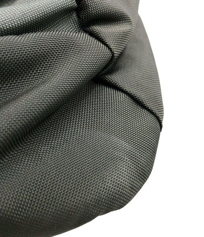 美品 patagonia ボディバッグ アトムスリング Atom Sling 8L メンズ パタゴニア