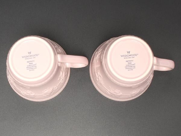 美品 WEDGWOOD マグカップ 2点セット ペア フェスティビティ ピンク ウエッジウッド