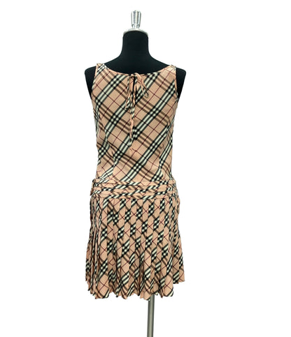 美品 BURBERRY ノースリーブワンピース プリーツ チェック FM538-457-12 レディース SIZE 38 (M) バーバリー
