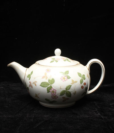 ウェッジウッド ティーポット ワイルドストロベリー Wild Strawberry WEDGWOOD