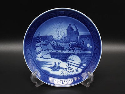 美品 Royal Copenhagen イヤープレート 飾り皿 18cm 1999 ロイヤルコペンハーゲン