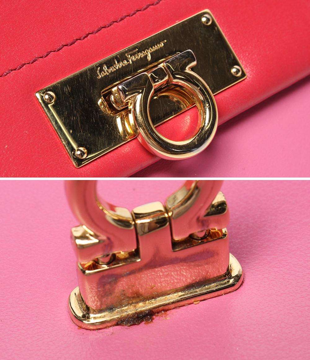 サルヴァトーレフェラガモ 長財布 ガンチーニ レディース Salvatore Ferragamo