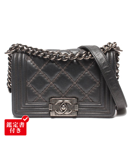 CHANEL チェーンショルダーバッグ 肩掛け 斜め掛け シルバー金具 シングルフラップ   マトラッセ 23番台 ボーイシャネル レディース シャネル
