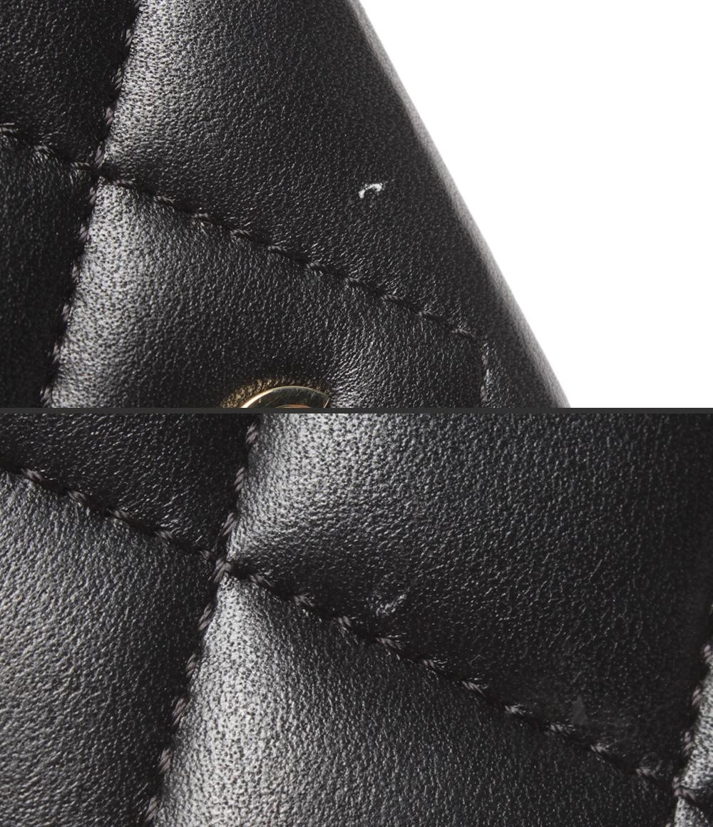 CHANEL iphoneケース チェーンショルダー付き iphone14pro ゴールド