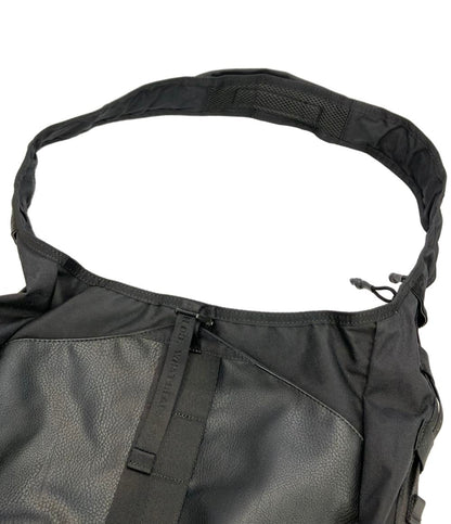 美品 BRIEFING ショルダーバッグ 斜め掛け 肩掛け メンズ ブリーフィング