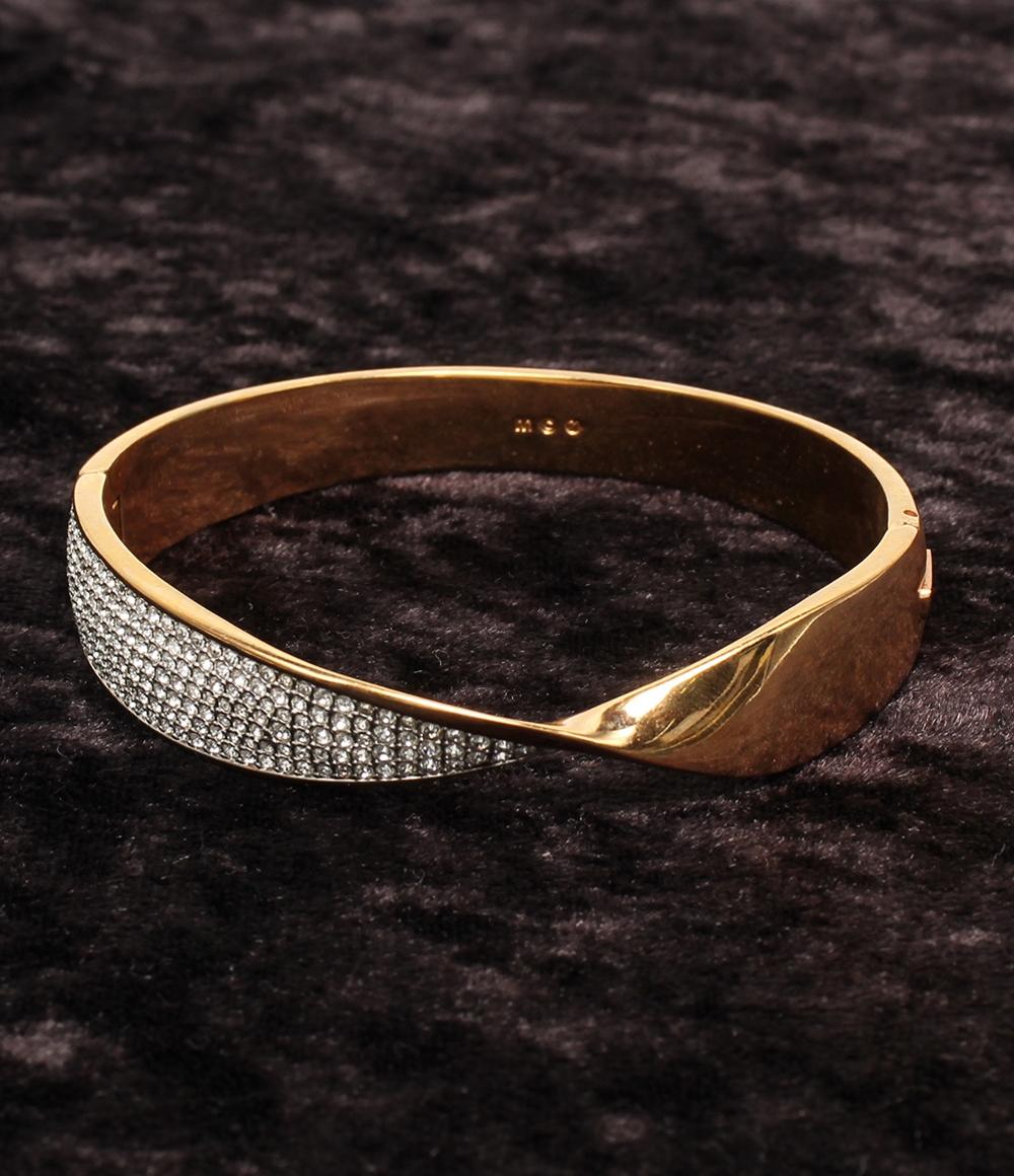 スワロフスキー　バングル スワロフスキーバングル