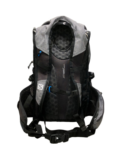 美品 Salomon リュック TRAIL 20 ユニセックス サロモン