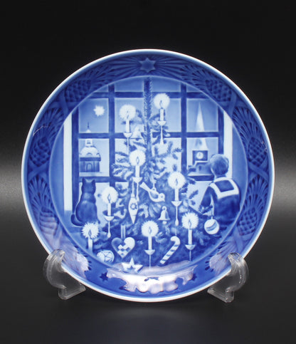 美品 Royal Copenhagen イヤープレート 飾り皿 18cm 2011 ロイヤルコペンハーゲン
