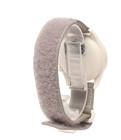美品 Swatch OMEGA 腕時計 MISSION ON EARTH – DESERT クオーツ グレージュ レディース メンズ スウォッチ オメガ