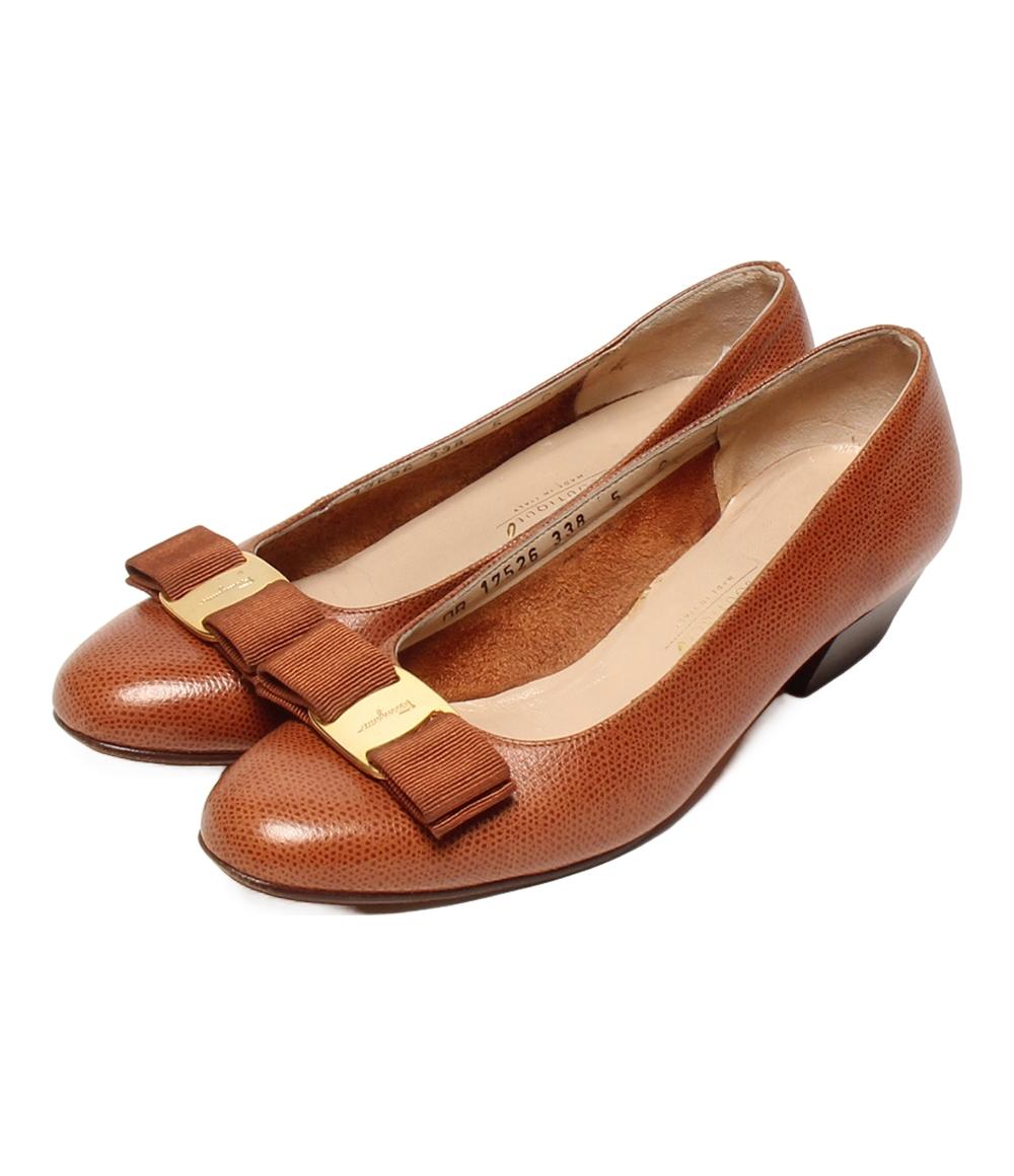 サルバトーレフェラガモ　パンプス　美品　23.0 5 1/2 ベージュ サルヴァトーレフェラガモ パンプス レディース SIZE 5 (S