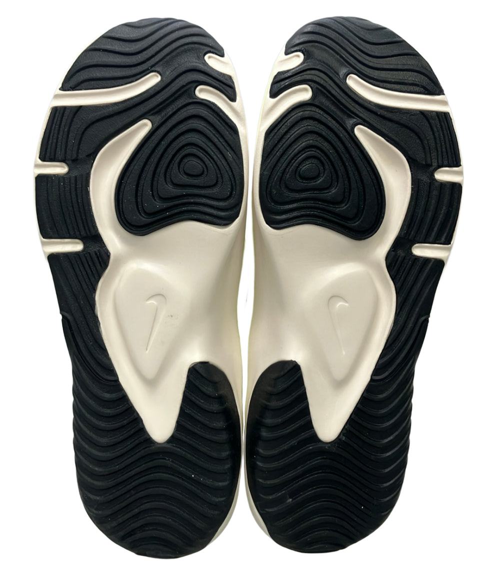 美品 NIKE ローカットスニーカー レジェンド エッセンシャル3 NN DM1120-700 メンズ ナイキ